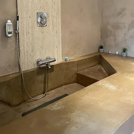 La Fontaine Du Sabotier 3*