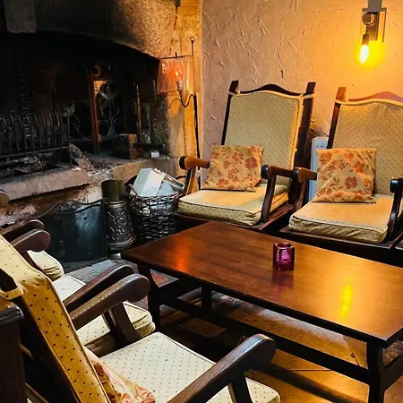 La Fontaine Du Sabotier 3*