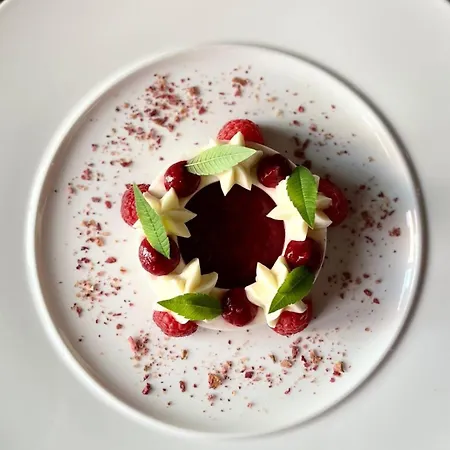 La Fontaine Du Sabotier