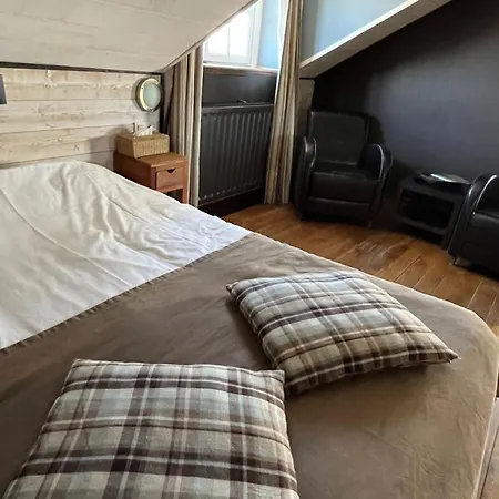 Hotel La Fontaine Du Sabotier