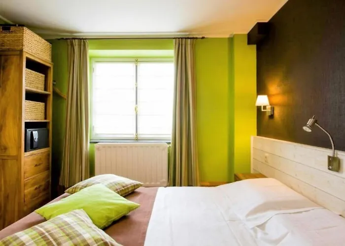 Hotel La Fontaine Du Sabotier 3*