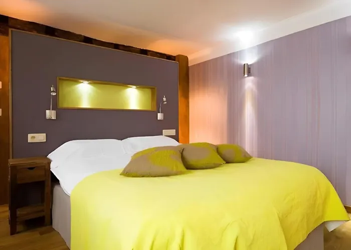 Hotel La Fontaine Du Sabotier