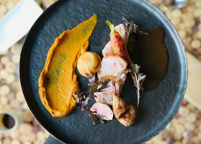 La Fontaine Du Sabotier Hotel